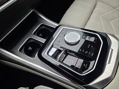2023 BMW 740i 740i