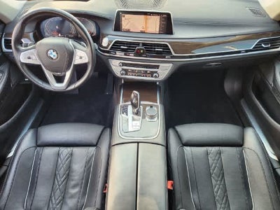 2020 BMW 740i 740i