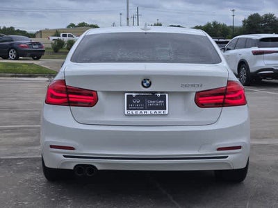 2018 BMW 330i 330i