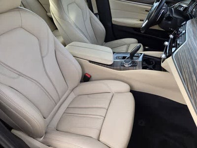 2018 BMW 5 Series 530i