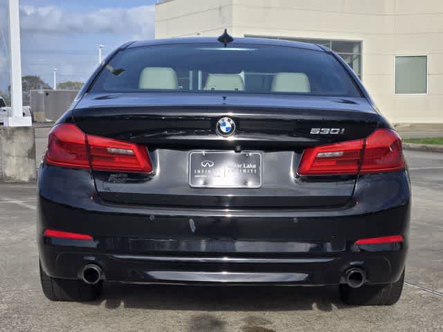 2018 BMW 5 Series 530i