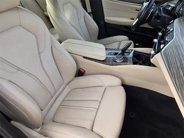 2018 BMW 5 Series 530i