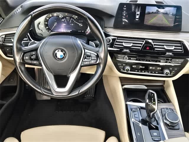 2018 BMW 5 Series 530i
