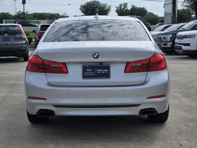 2017 BMW 540i 540i
