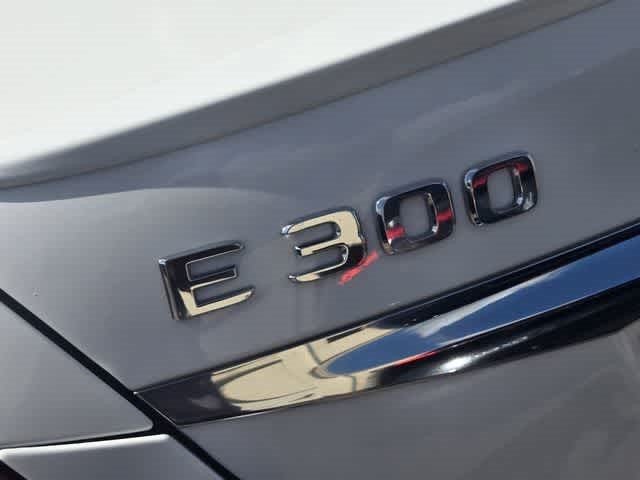 2019 Mercedes-Benz E 300 E 300