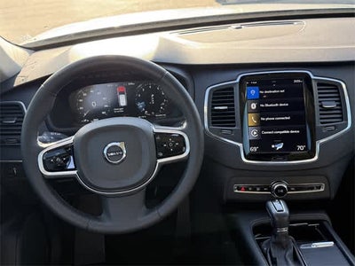 2020 Volvo XC90 Momentum