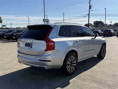 2020 Volvo XC90 Momentum