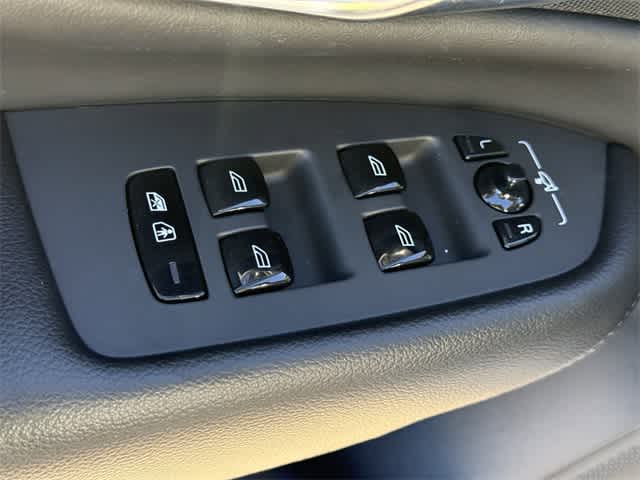 2020 Volvo XC90 Momentum