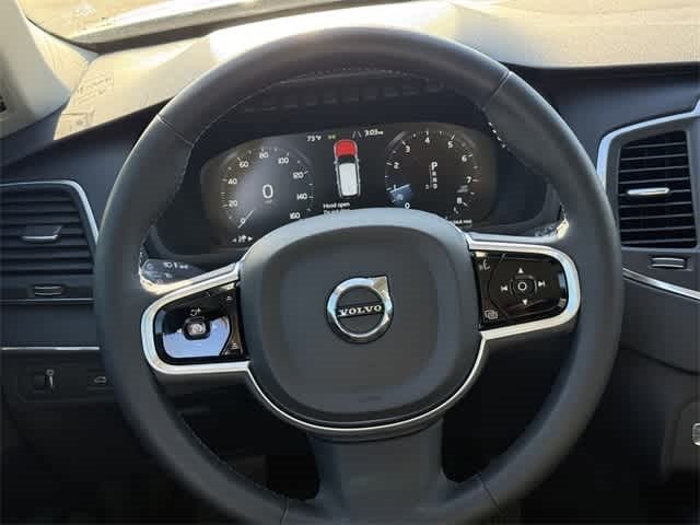 2020 Volvo XC90 Momentum