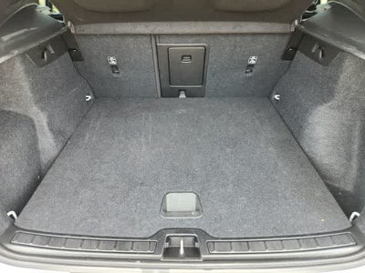 2025 Volvo XC40 Core Bright Theme