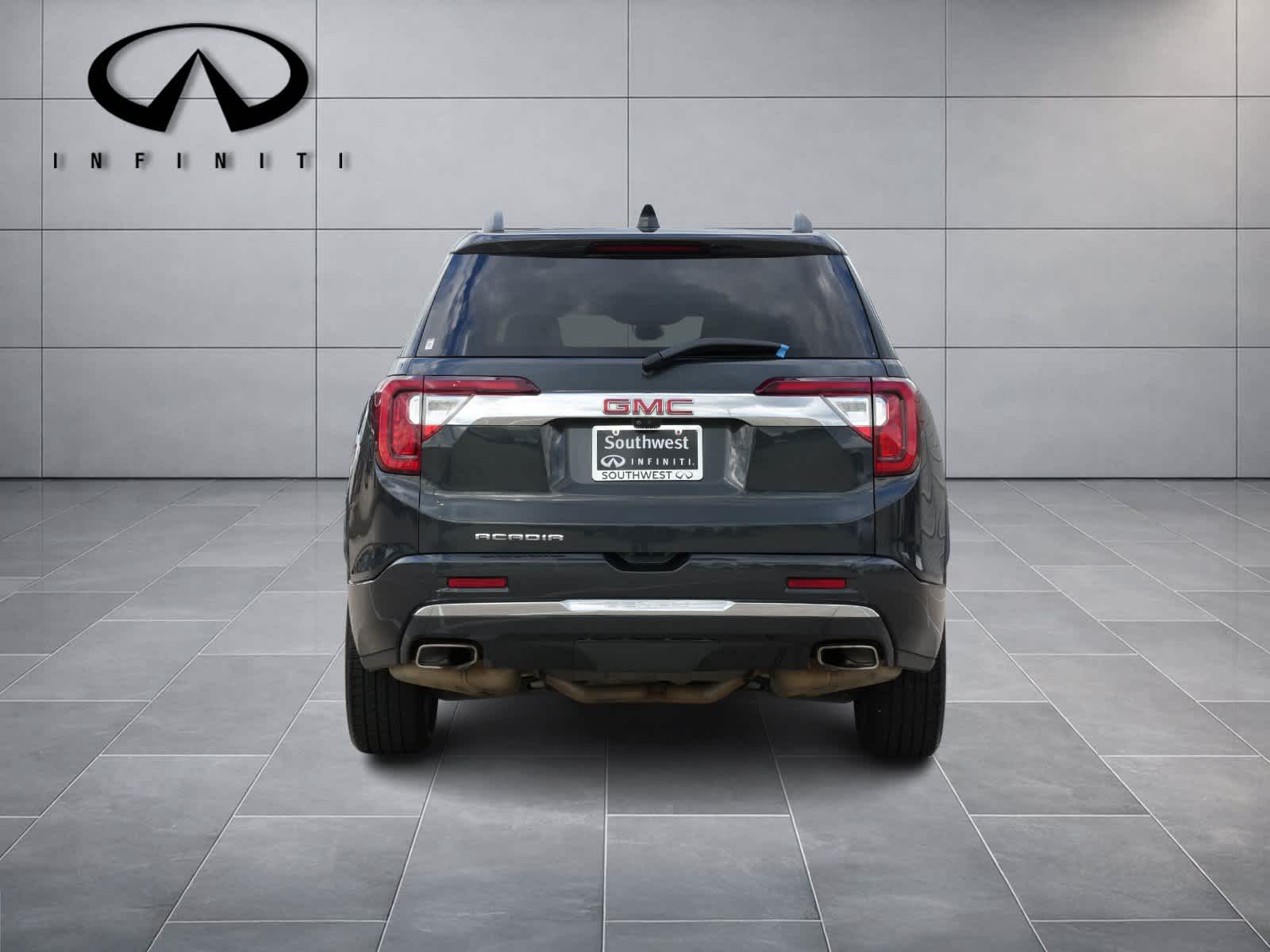2022 GMC Acadia Denali