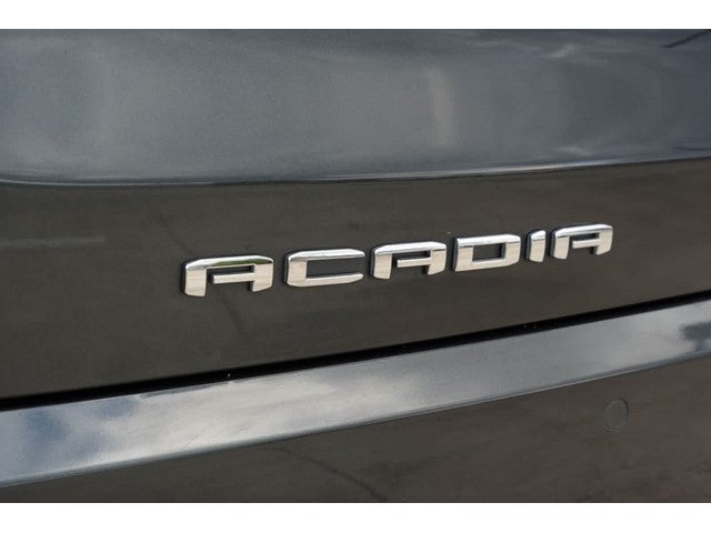 2022 GMC Acadia Denali