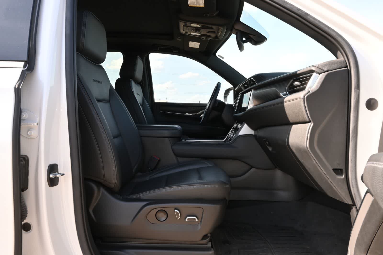 2022 GMC Yukon Denali Denali