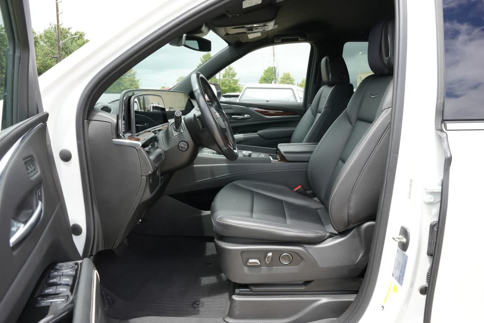 2021 Cadillac Escalade Luxury