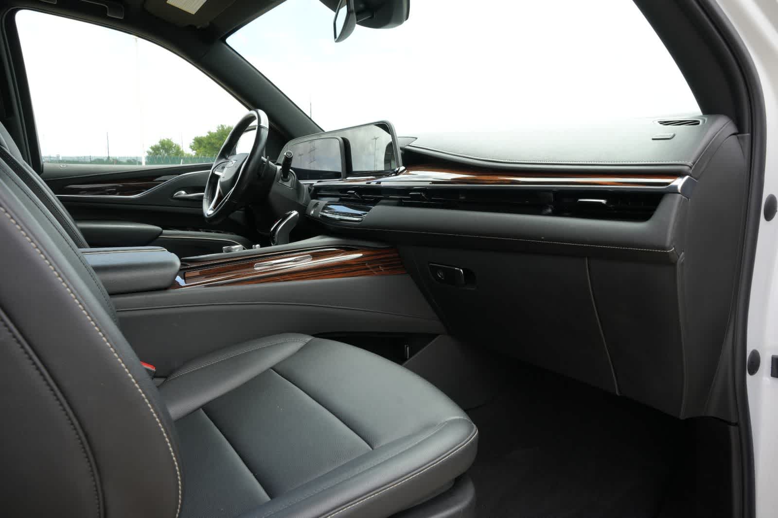 2021 Cadillac Escalade Luxury