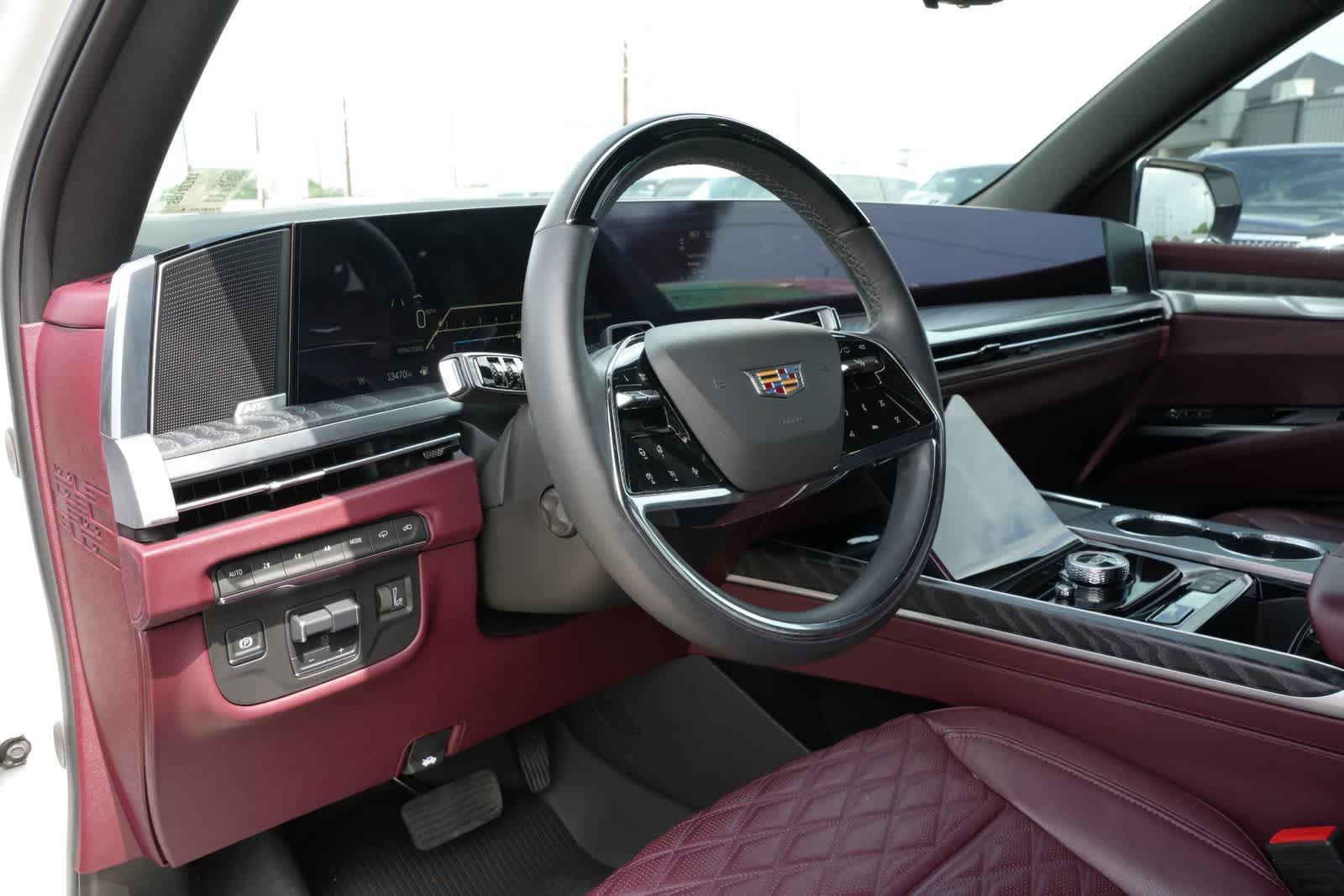 2025 Cadillac Escalade 4WD Sport