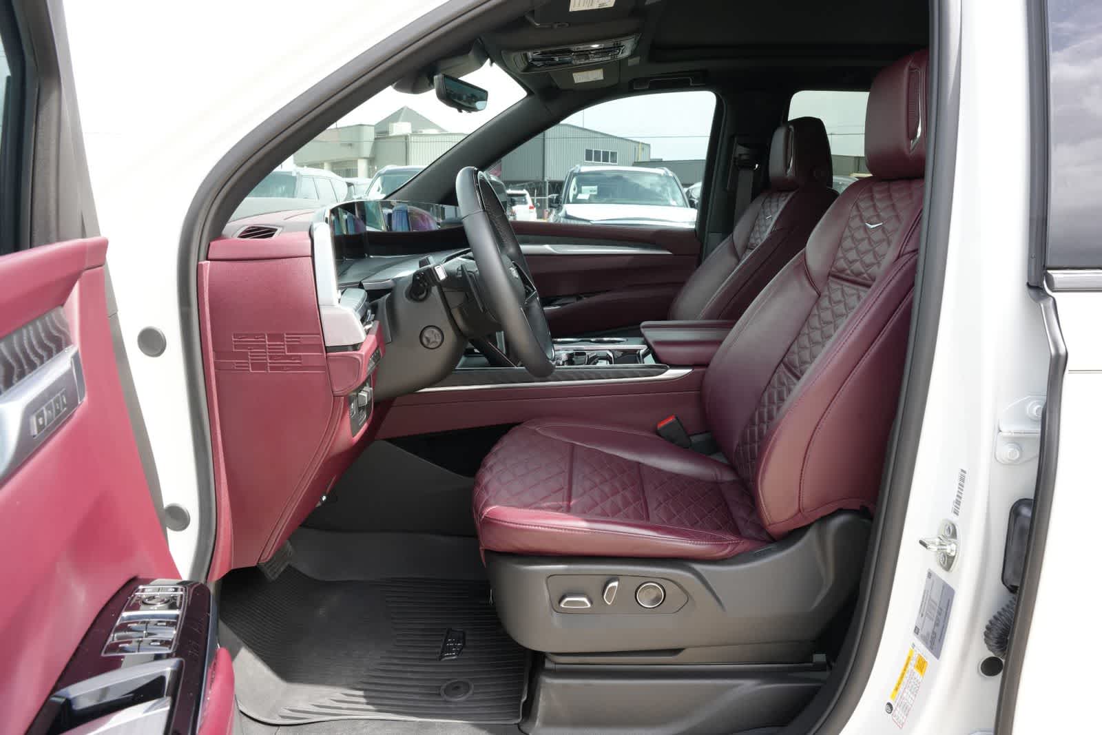 2025 Cadillac Escalade 4WD Sport