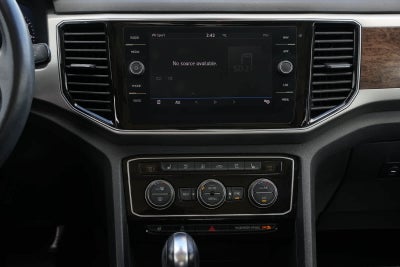 2018 Volkswagen Atlas 3.6L V6 SEL Premium