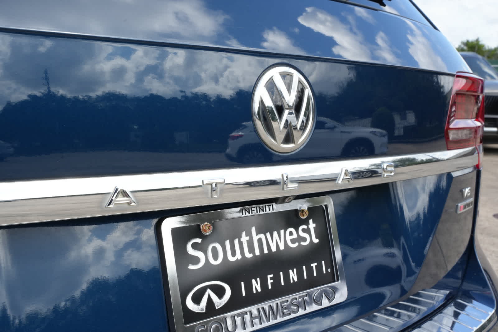 2018 Volkswagen Atlas 3.6L V6 SEL Premium