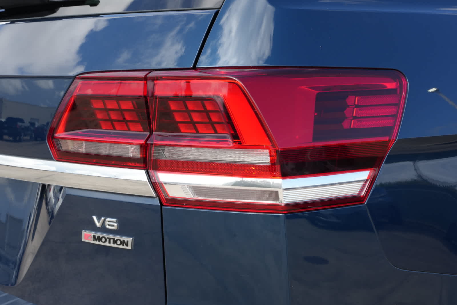 2018 Volkswagen Atlas 3.6L V6 SEL Premium