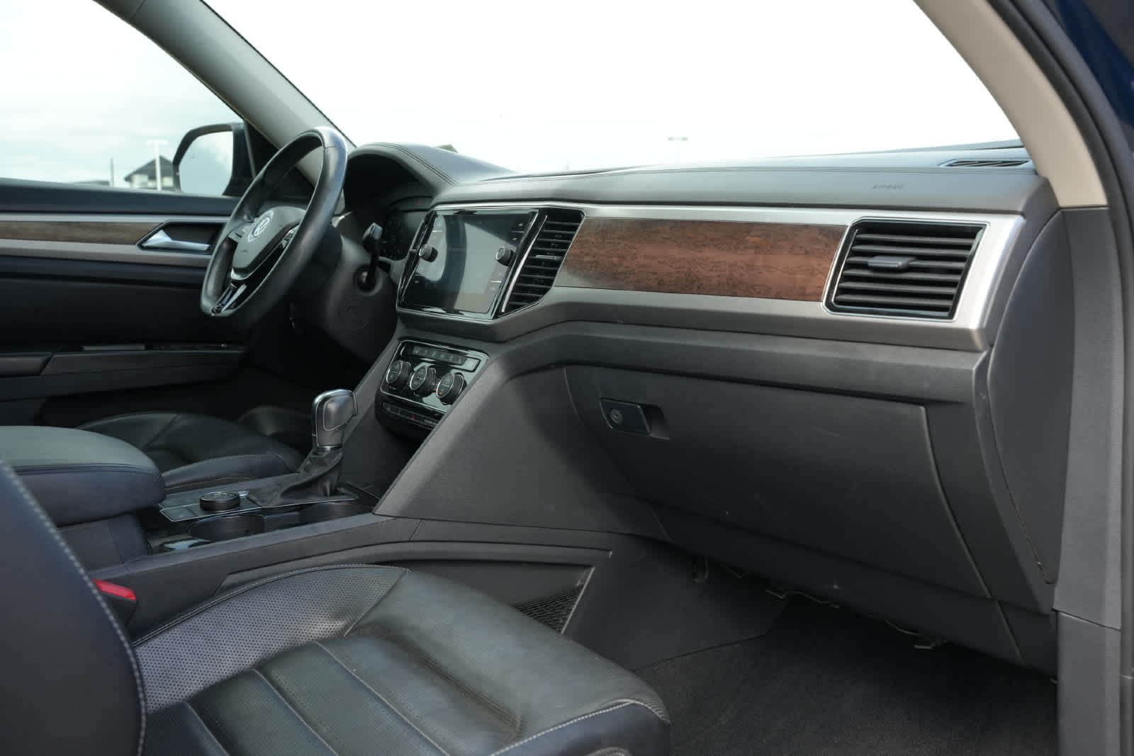 2018 Volkswagen Atlas 3.6L V6 SEL Premium