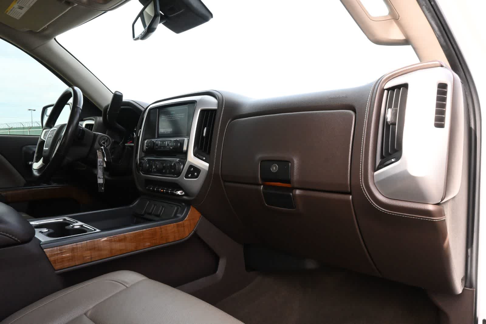 2017 GMC Sierra 1500 SLT
