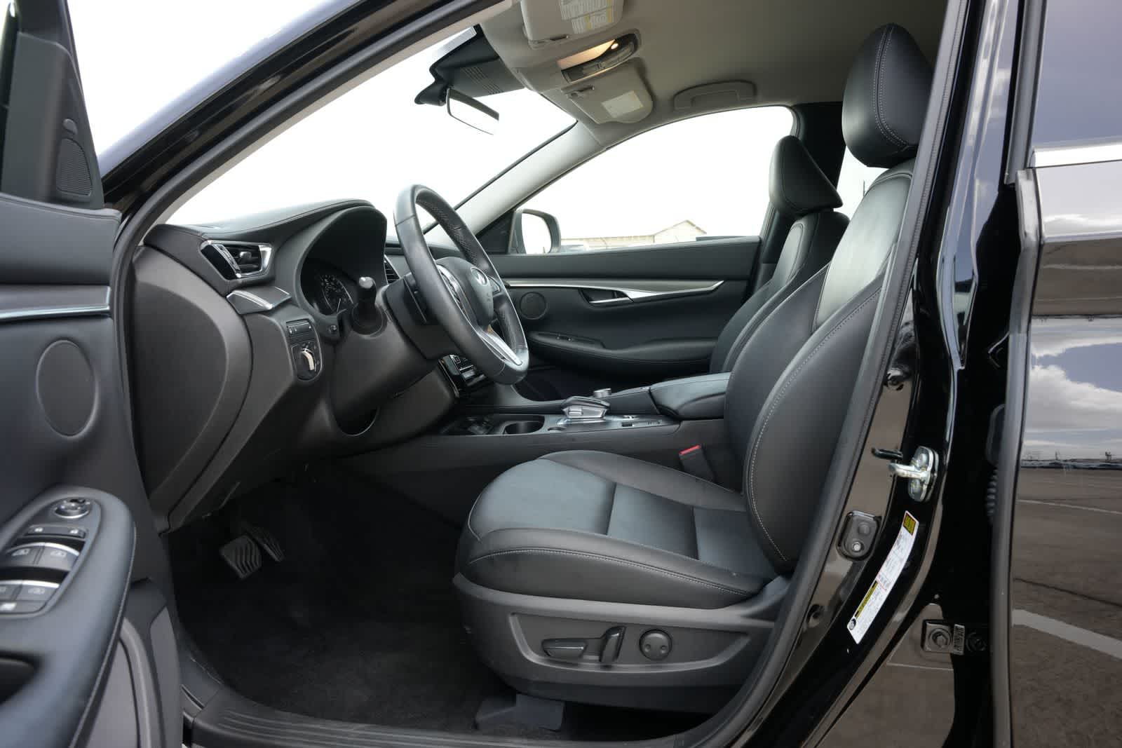2023 INFINITI QX50 PURE