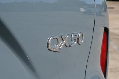 2023 INFINITI QX50 LUXE