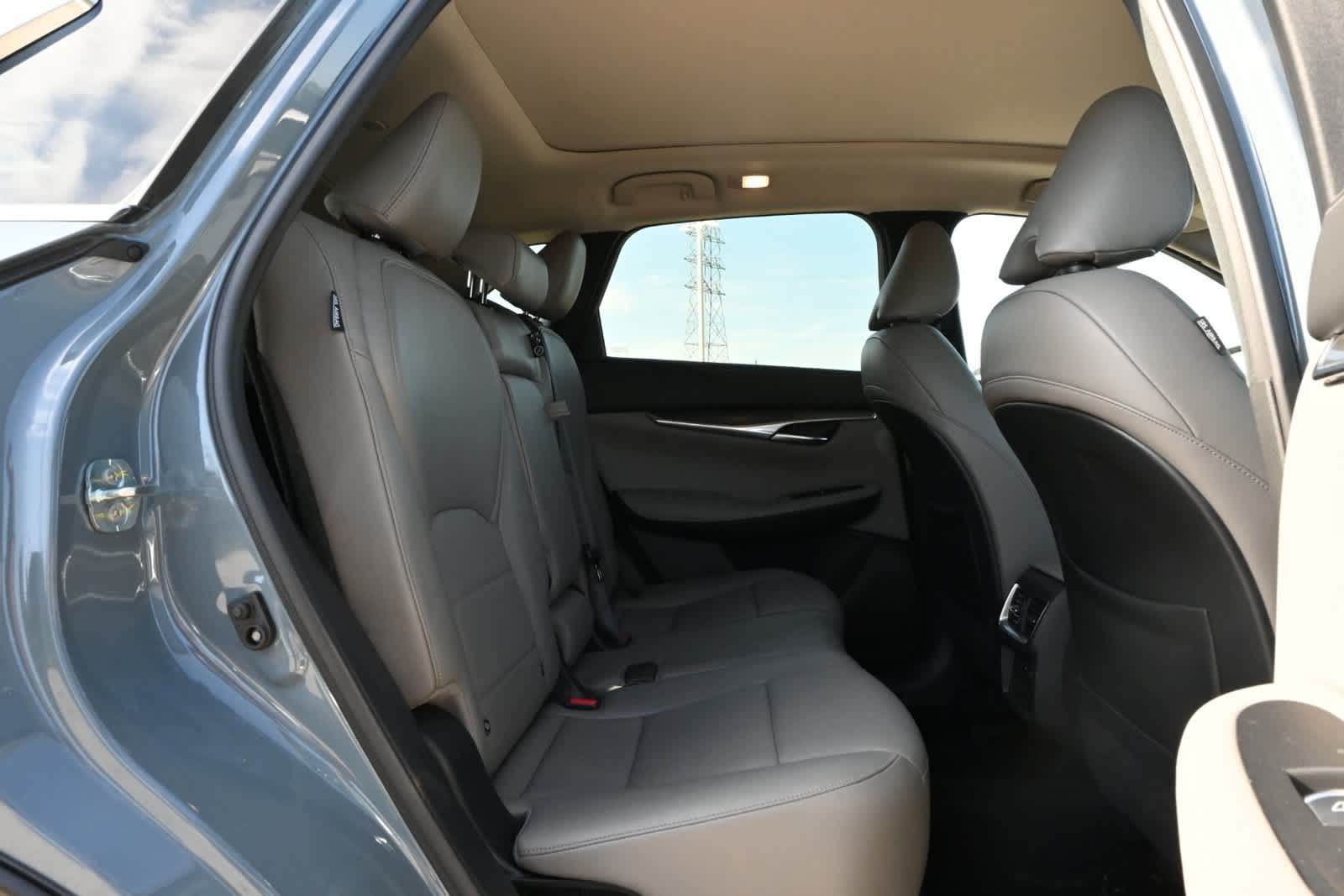 2023 INFINITI QX50 LUXE
