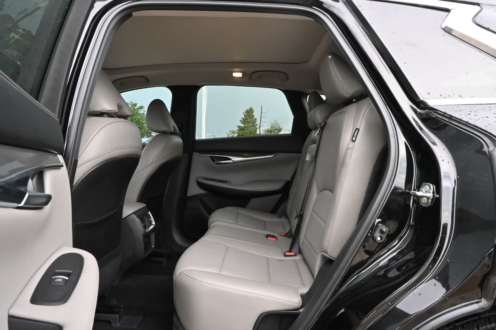 2024 INFINITI QX50 LUXE