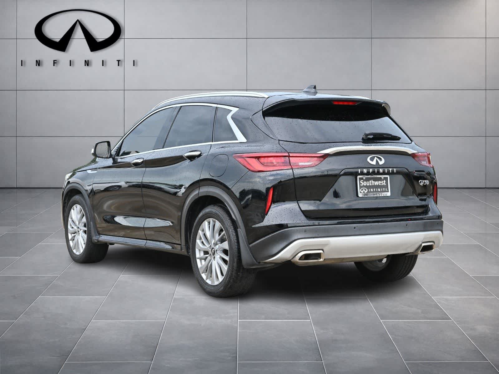 2024 INFINITI QX50 LUXE