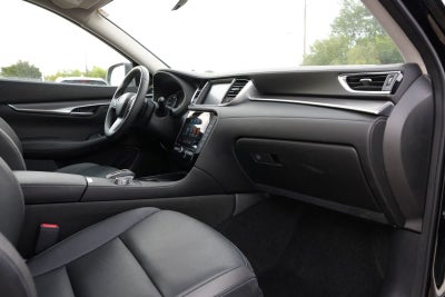 2023 INFINITI QX50 LUXE