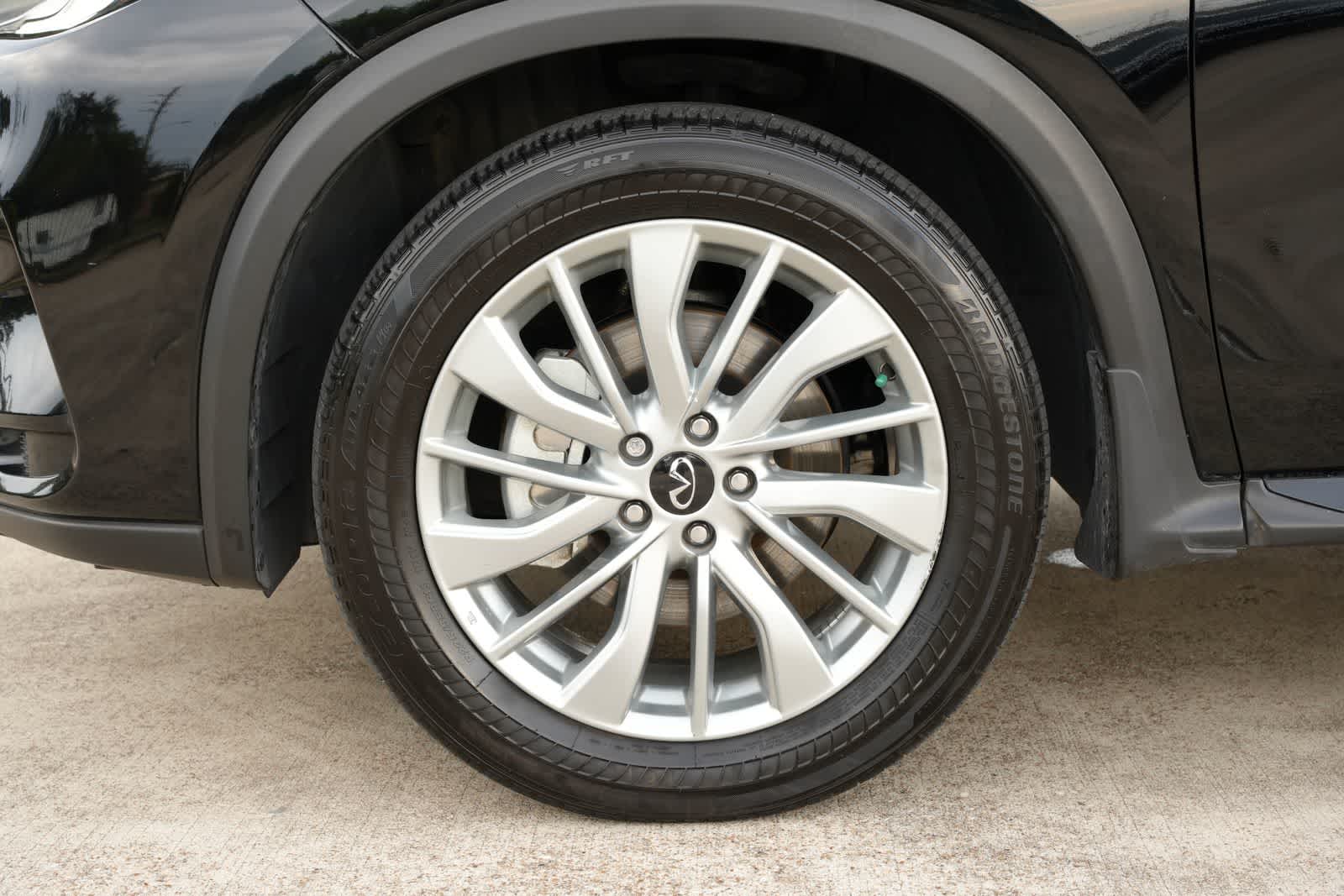 2023 INFINITI QX50 LUXE