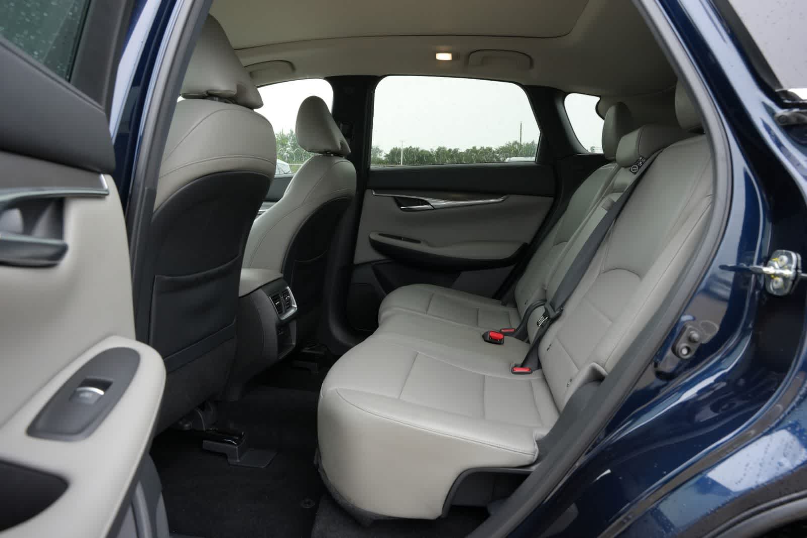 2023 INFINITI QX50 LUXE