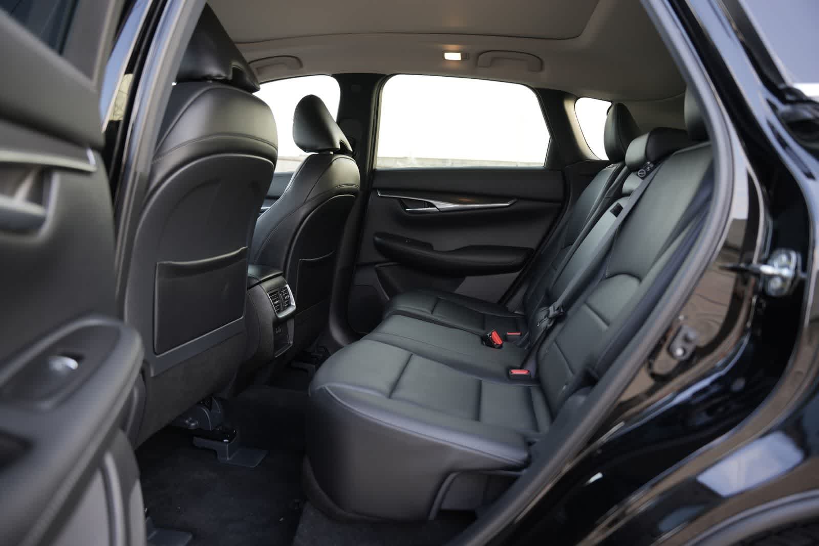 2025 INFINITI QX50 LUXE