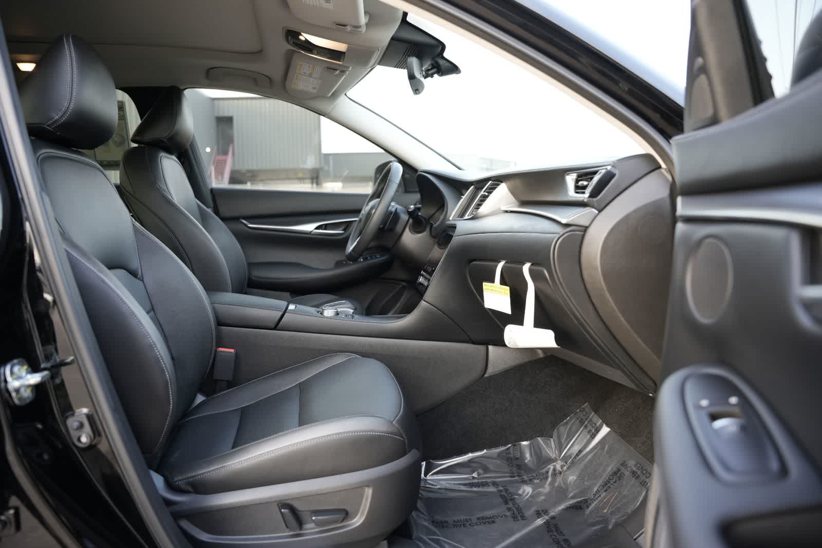 2025 INFINITI QX50 LUXE
