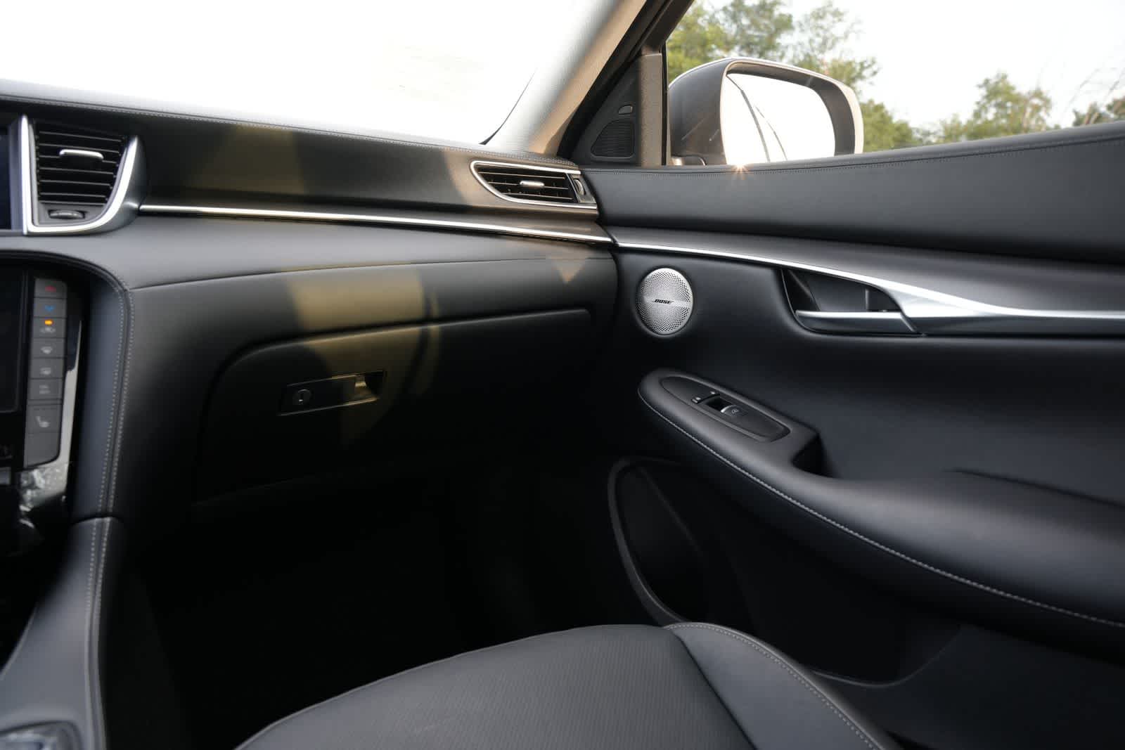 2025 INFINITI QX50 LUXE