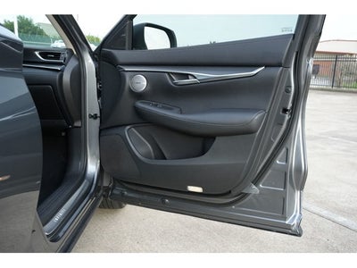 2025 INFINITI QX50 LUXE