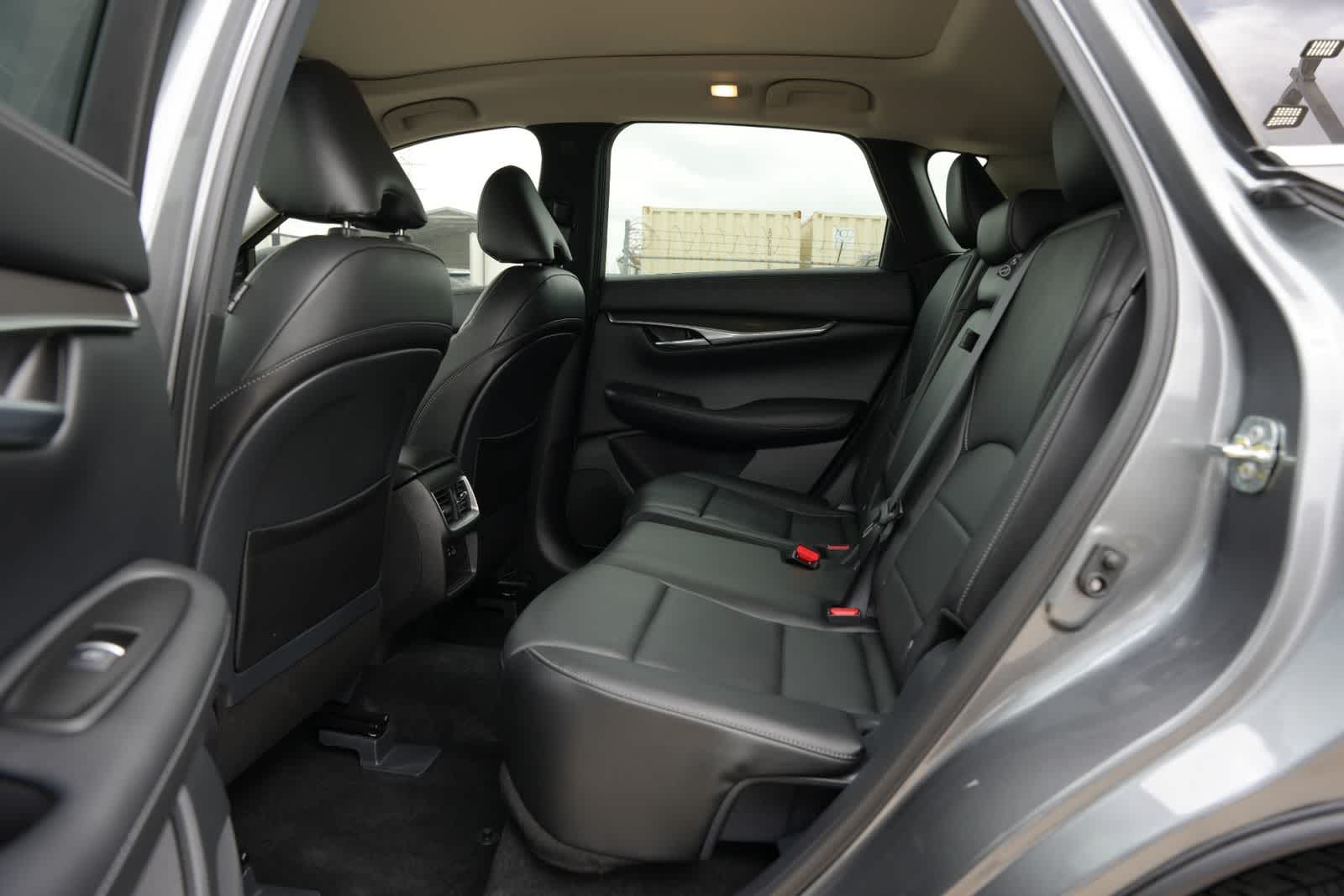 2025 INFINITI QX50 LUXE