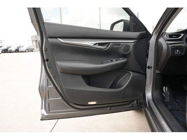 2025 INFINITI QX50 LUXE