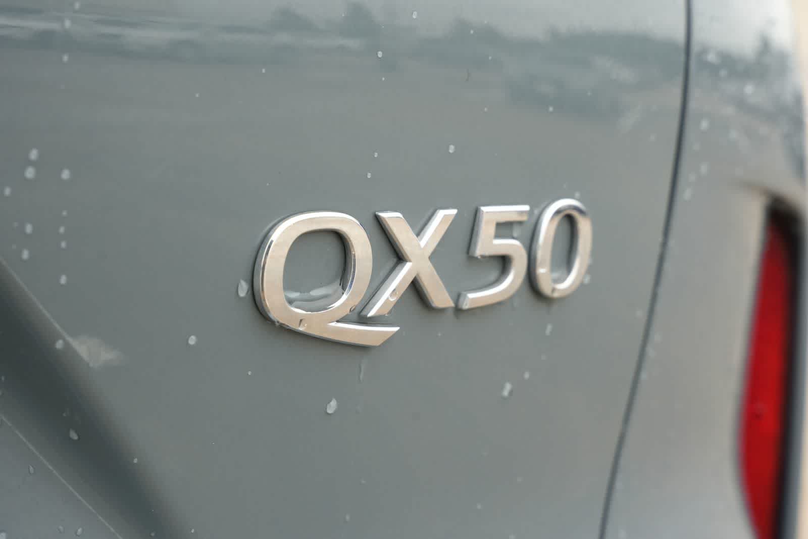 2023 INFINITI QX50 LUXE