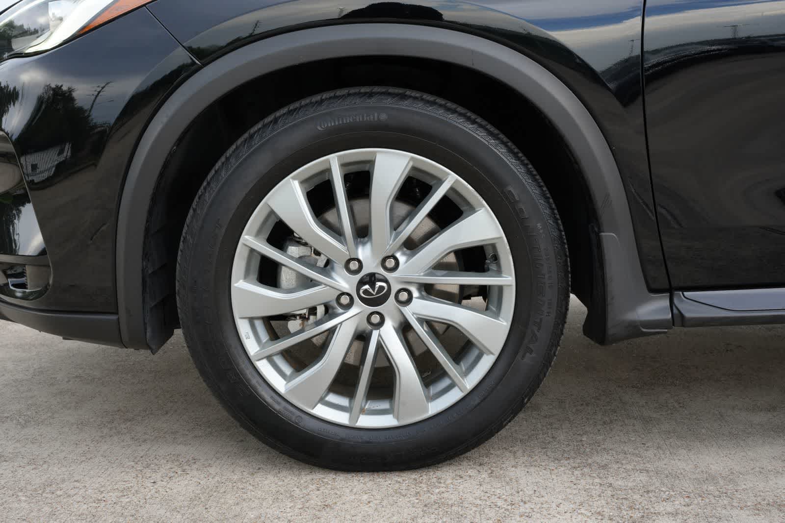 2023 INFINITI QX50 LUXE