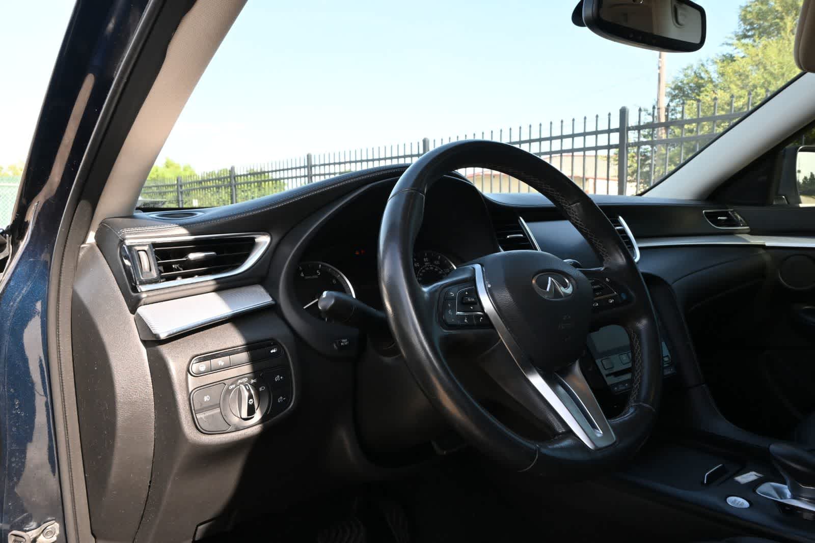 2021 INFINITI QX50 LUXE