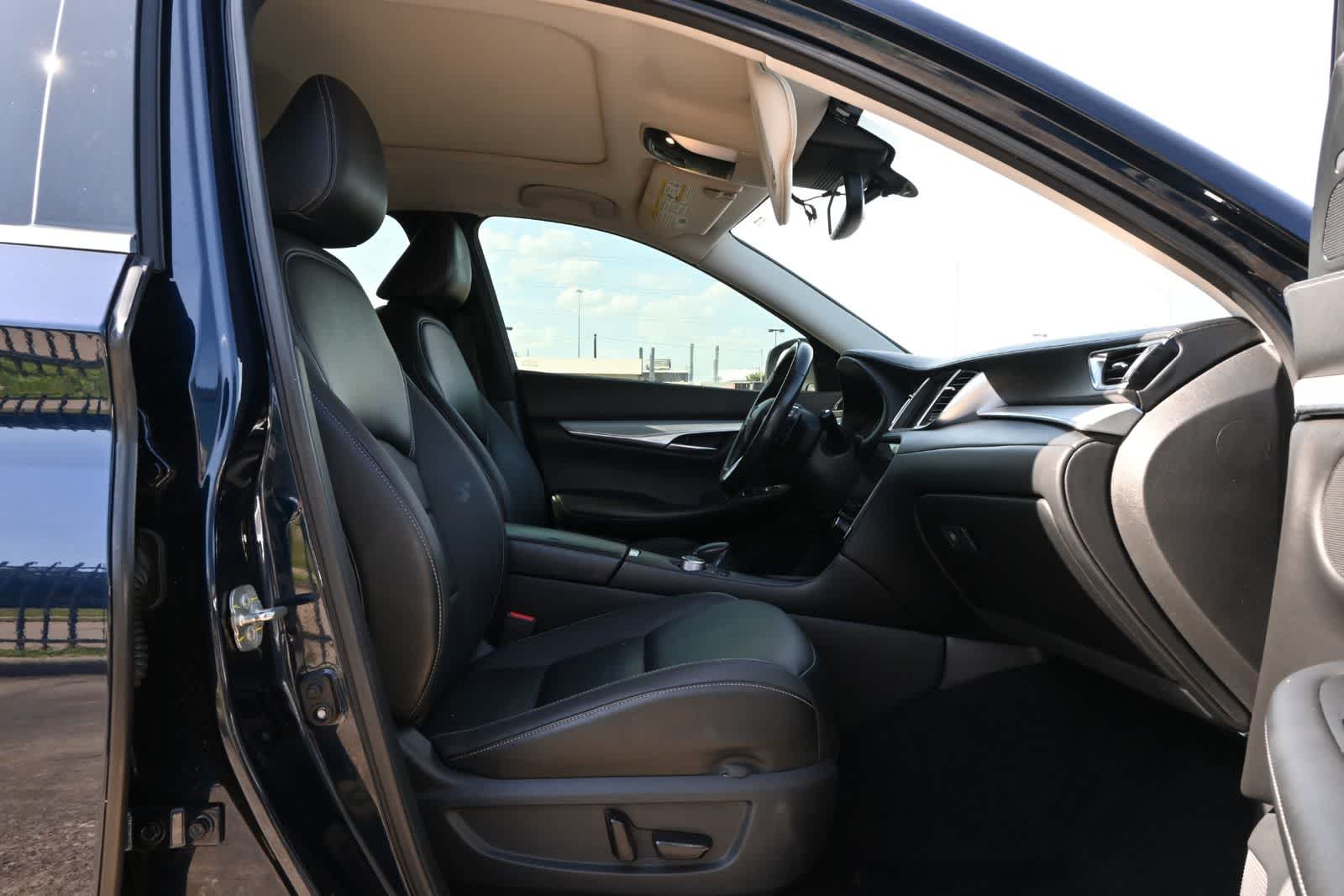 2021 INFINITI QX50 LUXE