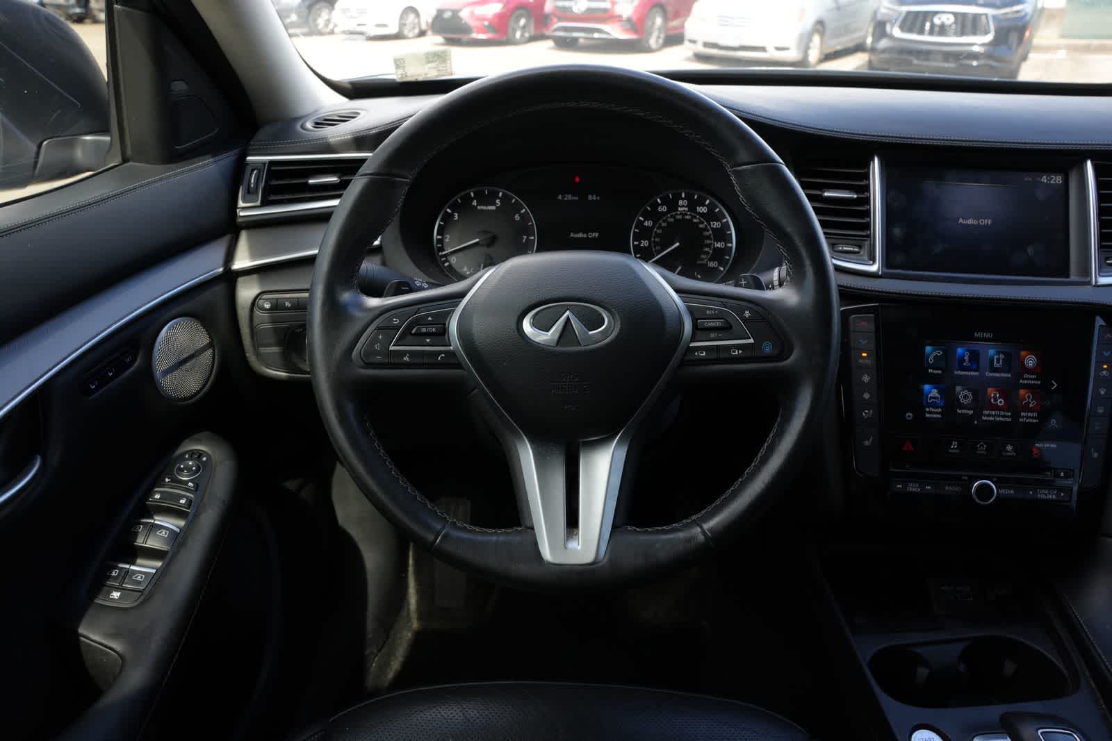 2023 INFINITI QX50 LUXE