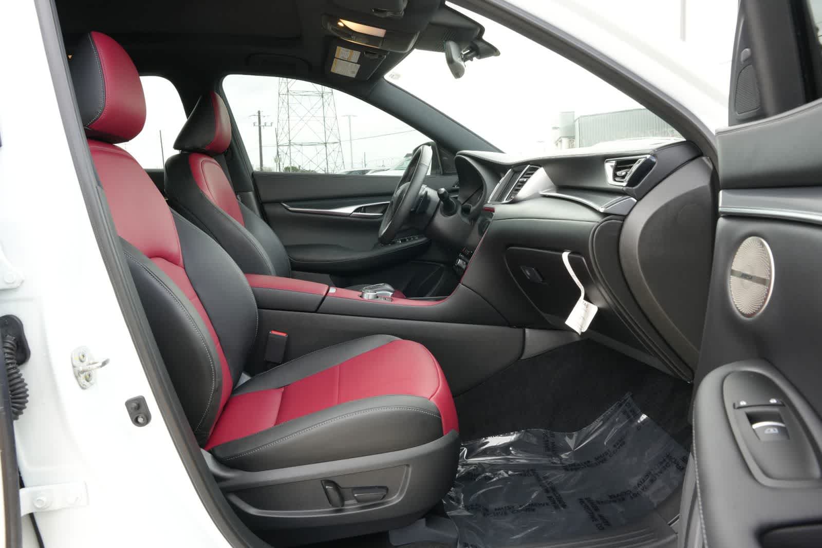 2025 INFINITI QX50 SPORT