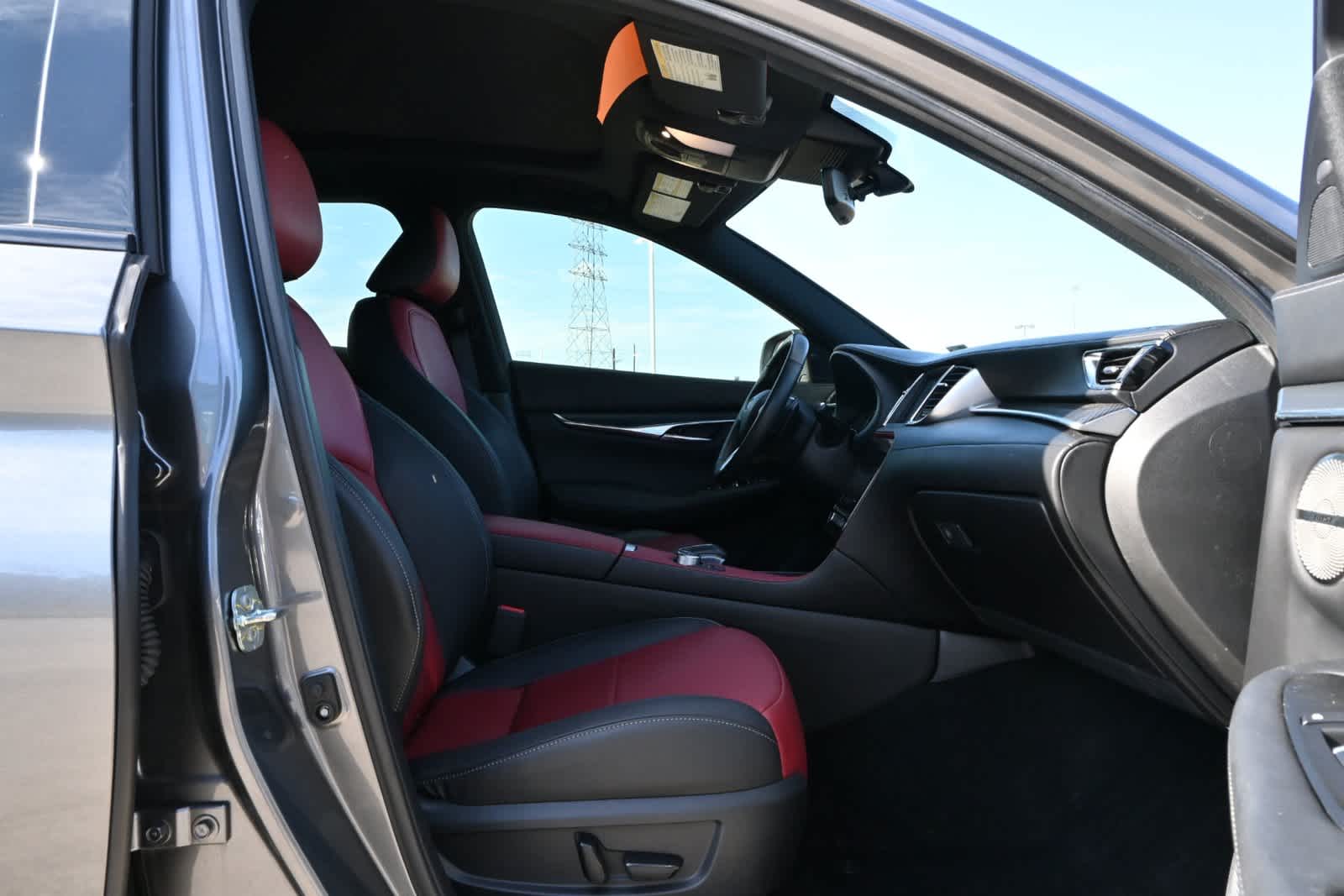 2025 INFINITI QX50 SPORT