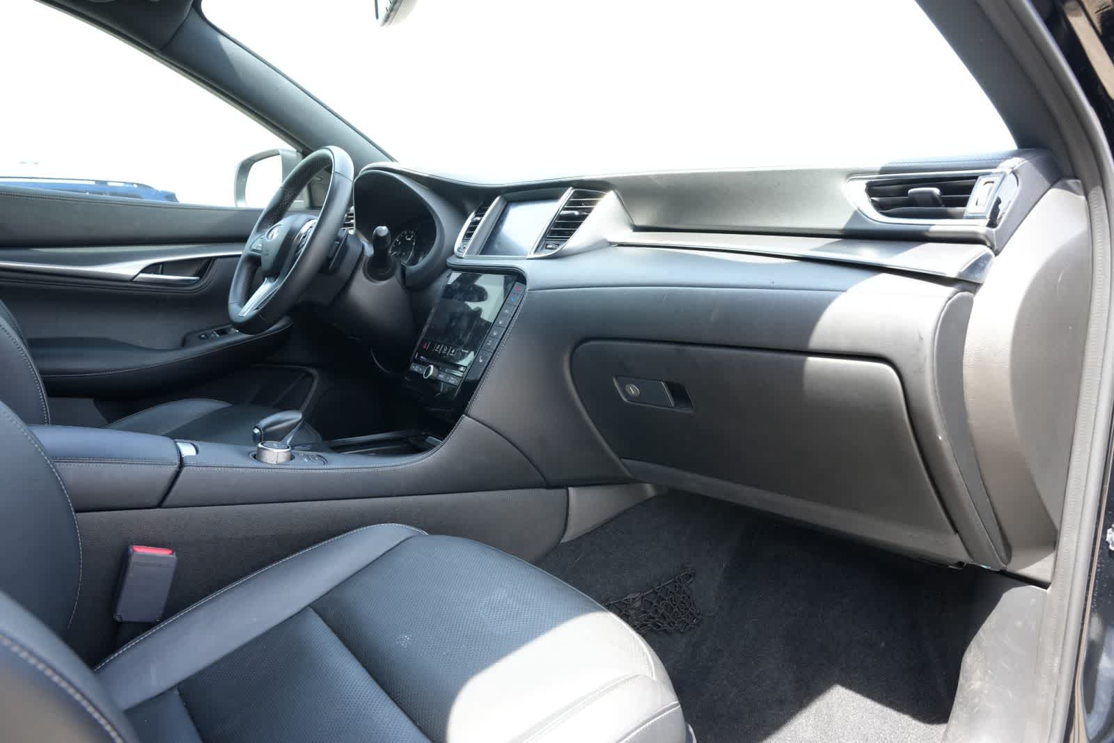 2023 INFINITI QX55 LUXE