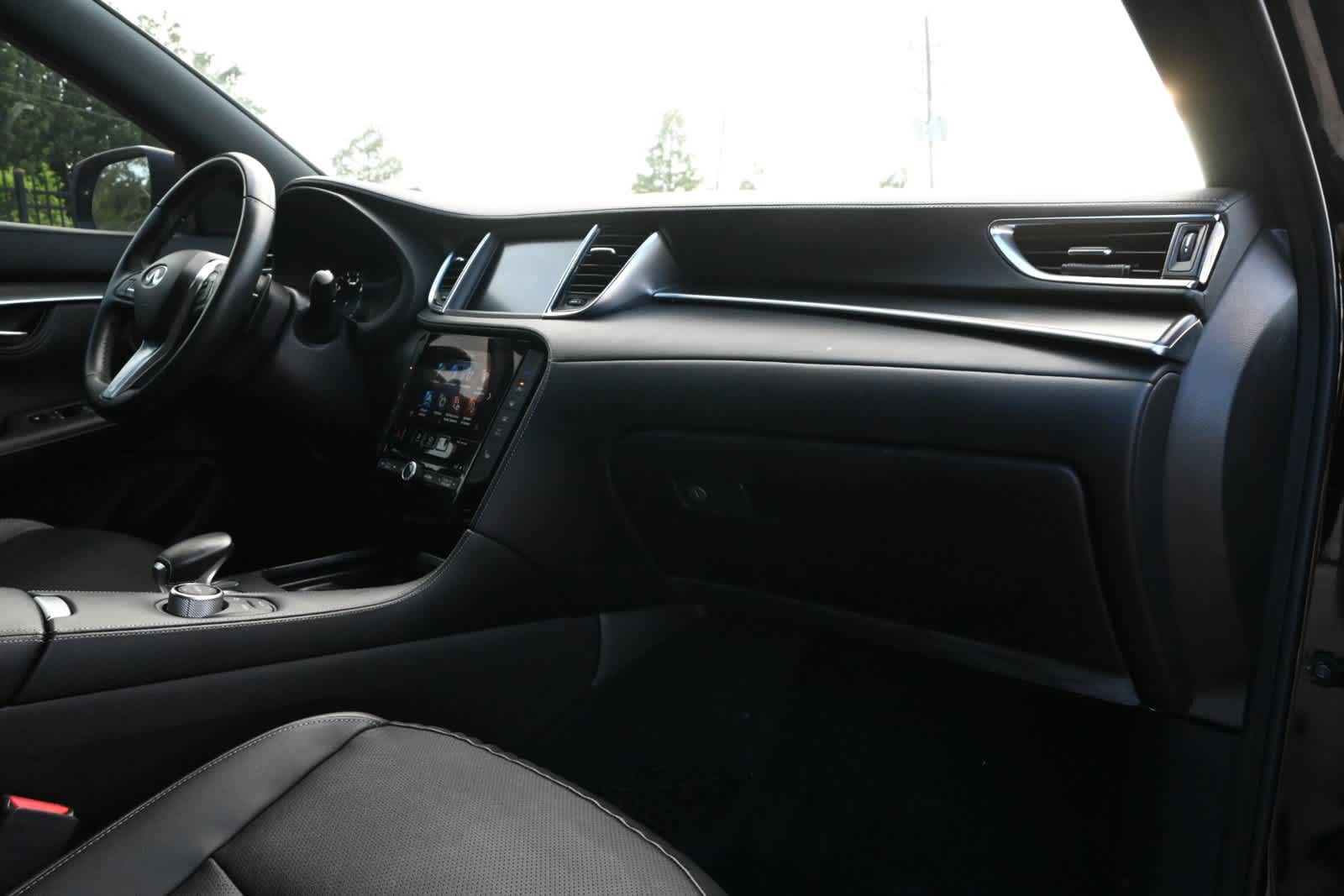 2023 INFINITI QX55 LUXE