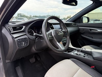 2023 INFINITI QX55 LUXE